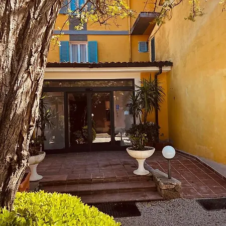 Pfa Ginevra - Isola D'elba Otel Cavo