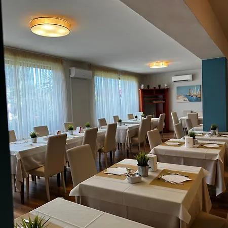 Pfa Ginevra - Isola D'elba 3* كافو